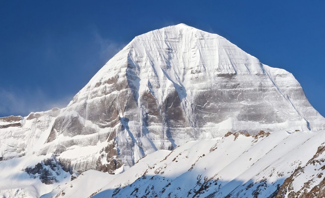 kailas-dievu-kalnas-piligrimine-kelione